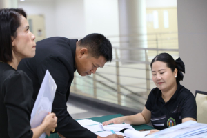 โครงการพัฒนาศักยภาพครูประจำการและครูพี่เลี้ยงให้มีคุณลักษณะของ Strong Teacher